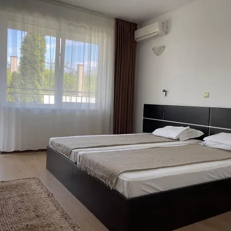 Mia * סוזופול