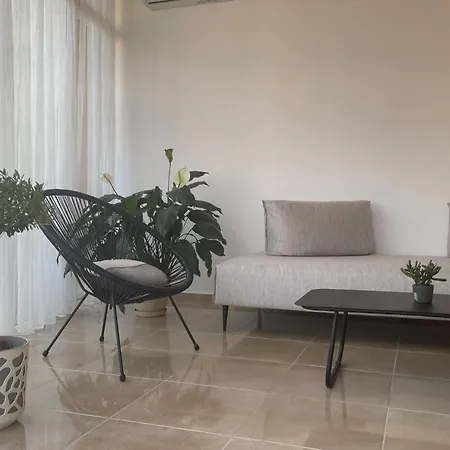 Hotel Mia *